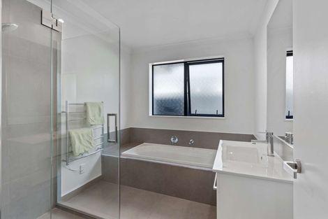 Photo of property in 15 Barcote Lane, Rolleston, 7615