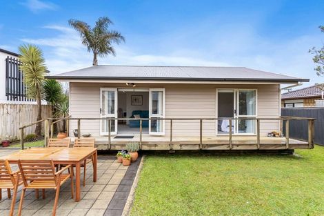 Photo of property in 74a Tiraumea Drive, Pakuranga, Auckland, 2010