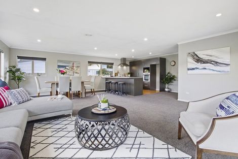 Photo of property in 14a Ridgeway Road, Pukekohe, 2120