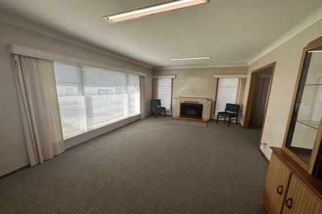 Photo of property in 88 Seymour Road, Sunnyvale, Auckland, 0612