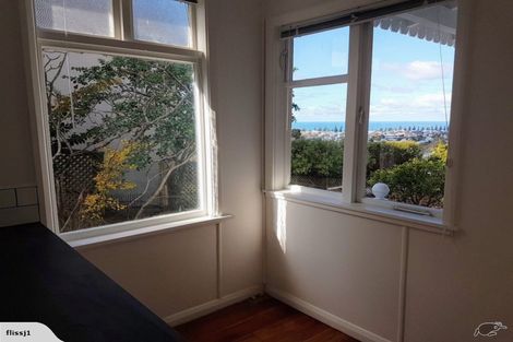 Photo of property in 27-29 Guys Hill Road, Hospital Hill, Napier, 4110