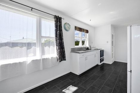 Photo of property in 15a Pratt Street, Waitara, 4320