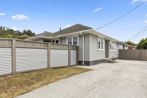 Photo of property in 308 George Street, Stokes Valley, Lower Hutt, 5019