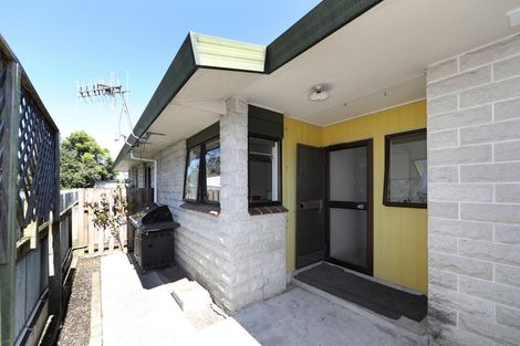 Photo of property in 2/903 Ellison Road, Parkvale, Hastings, 4122