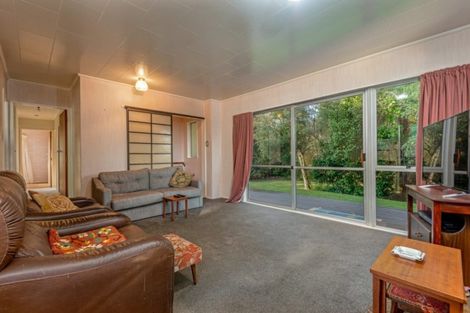 Photo of property in 16 Ferndale Place, Feilding, 4702