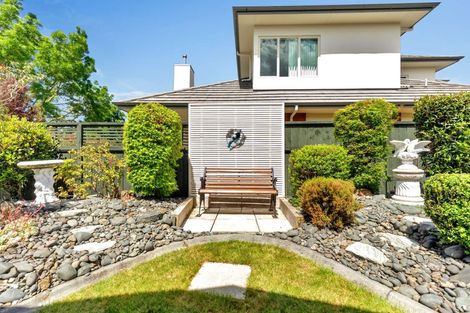 Photo of property in 1 Merlin Close, Huntington, Hamilton, 3210