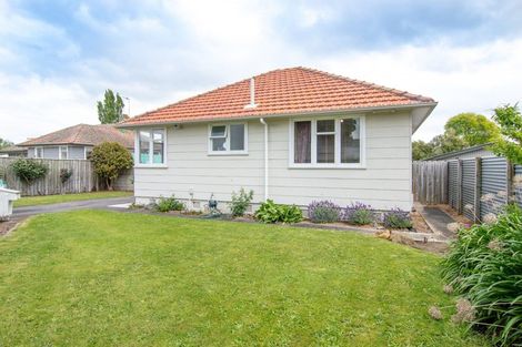 Photo of property in 10 Belfast Place, Roslyn, Palmerston North, 4414