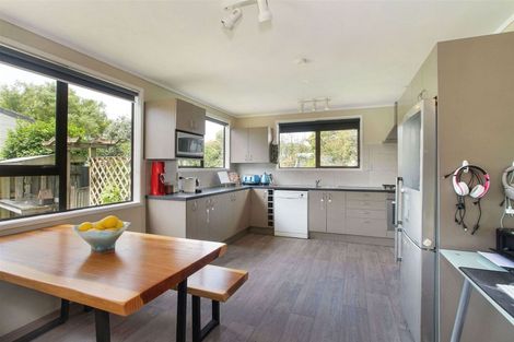 Photo of property in 14 Litchfield Place, Clarks Beach, 2122