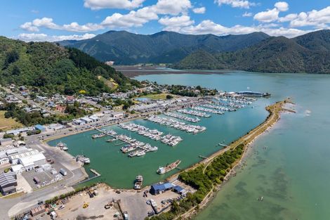 Photo of property in Main Rd Havelock, Havelock, 7100