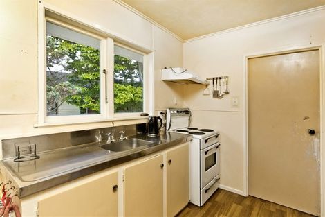 Photo of property in 84 Glendene Avenue, Glendene, Auckland, 0602