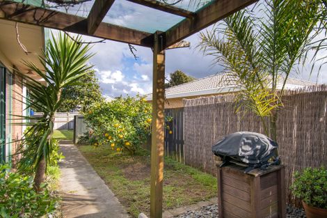 Photo of property in 52 Blake Boulevard, Papamoa Beach, Papamoa, 3118