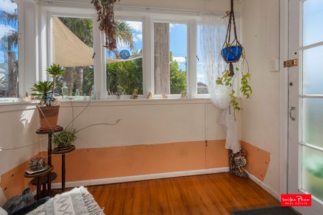 Photo of property in 3 View Road, Hikurangi, 0114