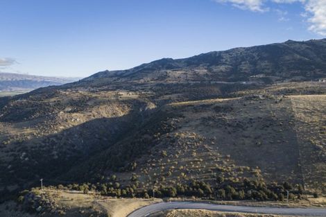 Photo of property in 71 Westreca Ridge Lane, Queensberry, Cromwell, 9383