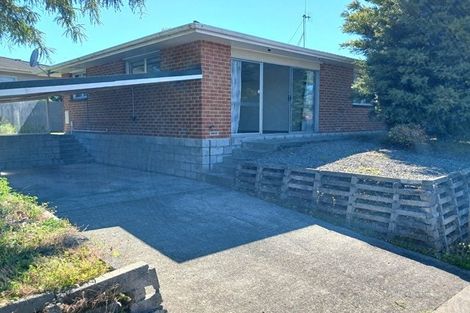 Photo of property in 1a Ruamahanga Crescent, Terrace End, Palmerston North, 4410