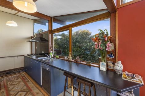 Photo of property in 117 Dowse Drive, Maungaraki, Lower Hutt, 5010