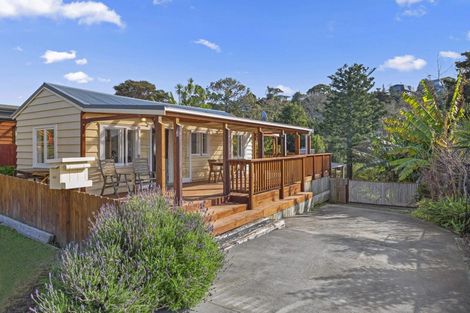 Photo of property in 44 Lorenzen Bay Road, Raglan, 3225