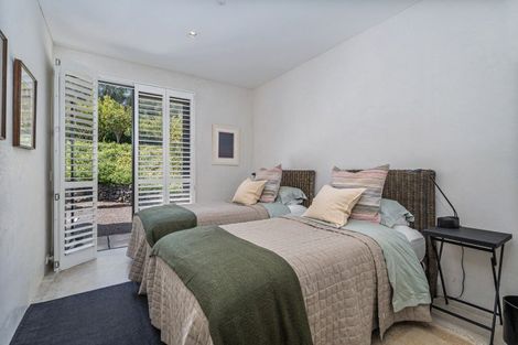 Photo of property in 49 Sarahs Hill, Hahei, Whitianga, 3591