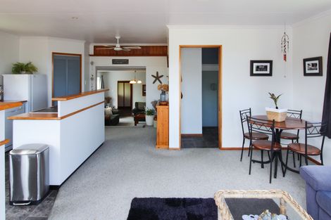 Photo of property in 52 Wellington Street, Enfield, Oamaru, 9491