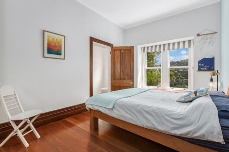 Photo of property in 125 Wadestown Road, Wadestown, Wellington, 6012