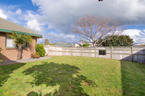 Photo of property in 52 Blake Boulevard, Papamoa Beach, Papamoa, 3118