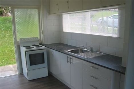 Photo of property in 2/1 Keldale Place, Forrest Hill, Auckland, 0620