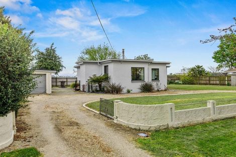 Photo of property in 3 Highfield Avenue, Dunsandel, 7682