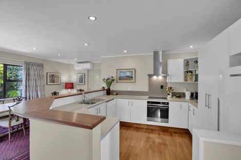 Photo of property in 135a Lake Crescent, Hamilton Lake, Hamilton, 3204