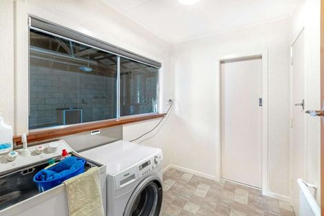 Photo of property in 69 Robertson Street, Gore, 9710