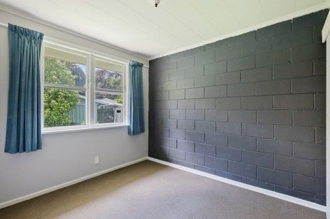 Photo of property in 2/64 Cruickshank Road, Clouston Park, Upper Hutt, 5018