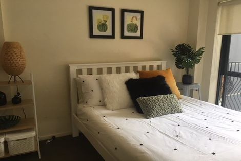 Photo of property in Tower Hill Apartments, 2g/1 Emily Place, Auckland Central, Auckland, 1010