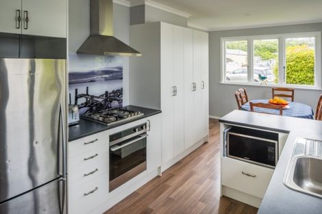 Photo of property in 12 Clematis Grove, Maungaraki, Lower Hutt, 5010