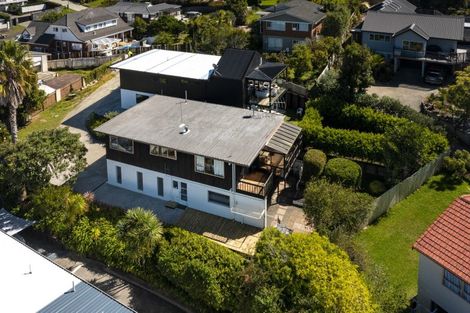 Photo of property in 2/31 Amante Crescent, Mairangi Bay, Auckland, 0630