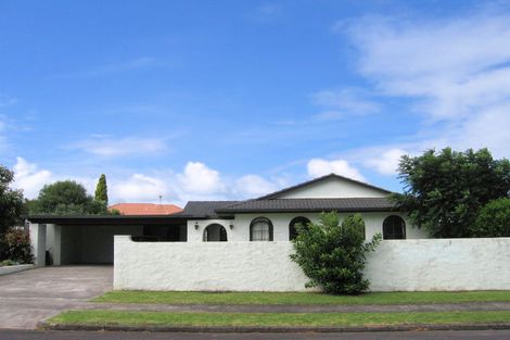 Photo of property in 23 Hedge Row, Sunnyhills, Auckland, 2010