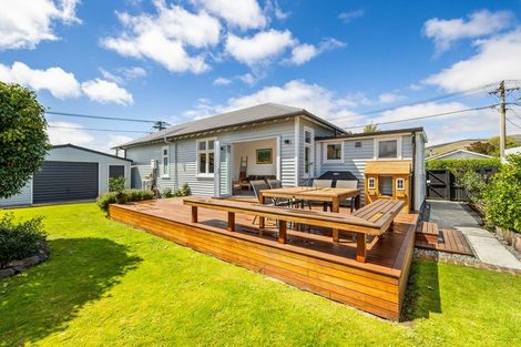 Photo of property in 36 Ngaio Street, Saint Martins, Christchurch, 8022