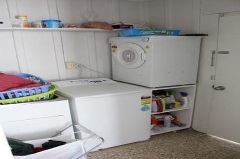 Photo of property in 9 Tranmere Road, Fairfield, Hamilton, 3214