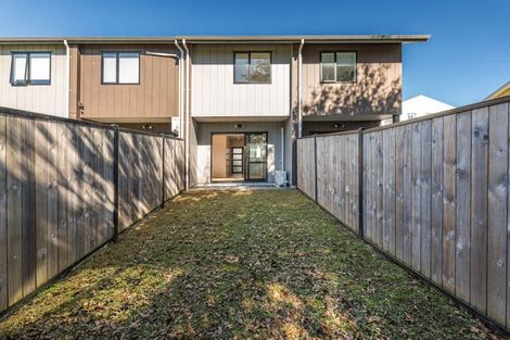 Photo of property in 13 Eileen Newey Place, Henderson, Auckland, 0612