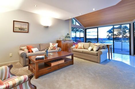 Photo of property in 74 Ardern Avenue, Stanmore Bay, Whangaparaoa, 0932