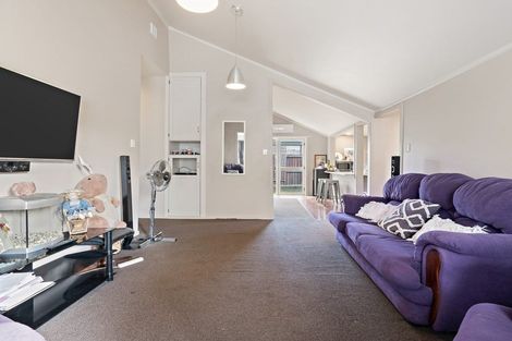Photo of property in 11 Kirk Road, Templeton, Christchurch, 8042