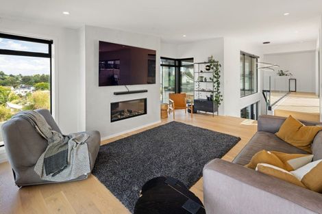 Photo of property in 117a Lake Crescent, Hamilton Lake, Hamilton, 3204