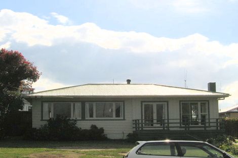 Photo of property in 74 Queen Road, Bellevue, Tauranga, 3110