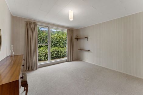 Photo of property in 412 Stokes Valley Road, Stokes Valley, Lower Hutt, 5019
