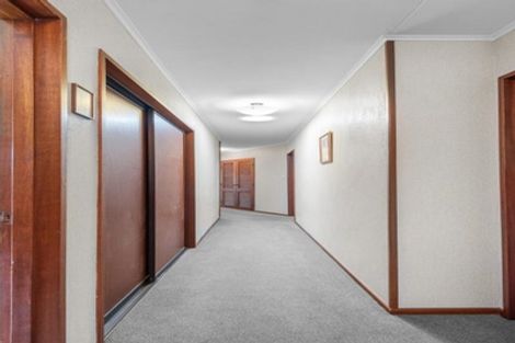 Photo of property in 1 Kerwood Place, Gore, 9710