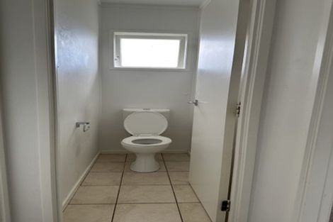 Photo of property in 5 Ashcroft Avenue, Mangere Bridge, Auckland, 2022