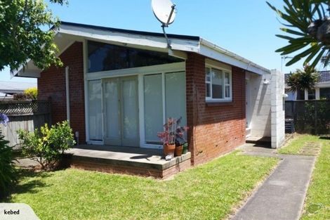 Photo of property in 1/187 Bucklands Beach Road, Bucklands Beach, Auckland, 2012