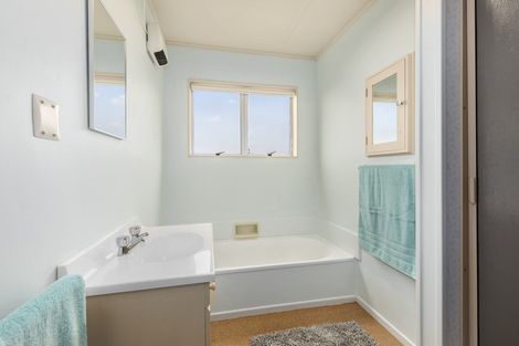 Photo of property in 1 Vista Grove, Kelson, Lower Hutt, 5010