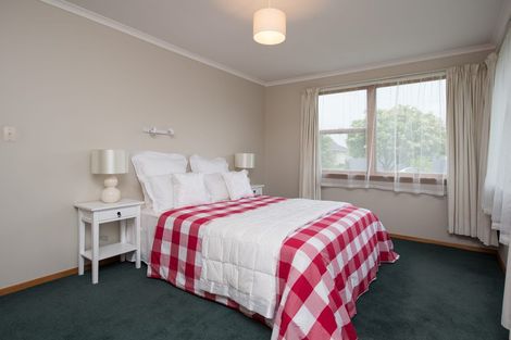 Photo of property in 250 Condell Avenue, Papanui, Christchurch, 8053