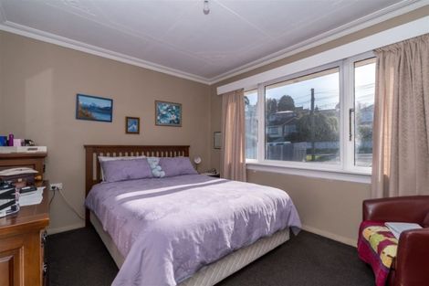 Photo of property in 10 Waldron Crescent, Green Island, Dunedin, 9018