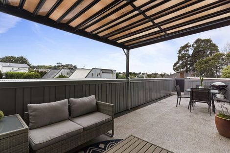 Photo of property in 4 Otahuri Crescent, Greenlane, Auckland, 1051