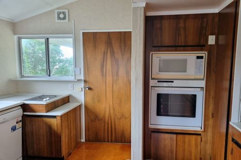 Photo of property in 37 Awatea Street, Ranui, Porirua, 5024