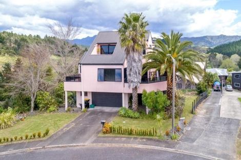 Photo of property in 114 Chevron Crescent, Whangamata, 3620